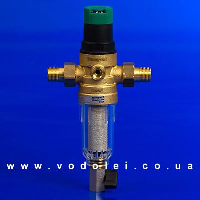 Фильтр механической очистки воды с редуктором давления Honeywell FK06 AA (для холодной воды)